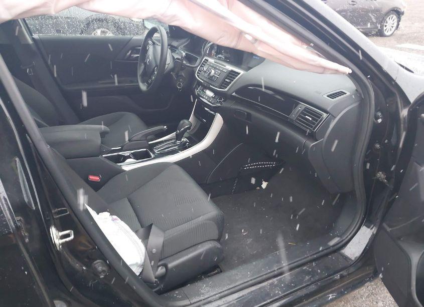 Photo 5 of 2017 Honda Accord LX (VIN 1HGCR2F41HA157004)