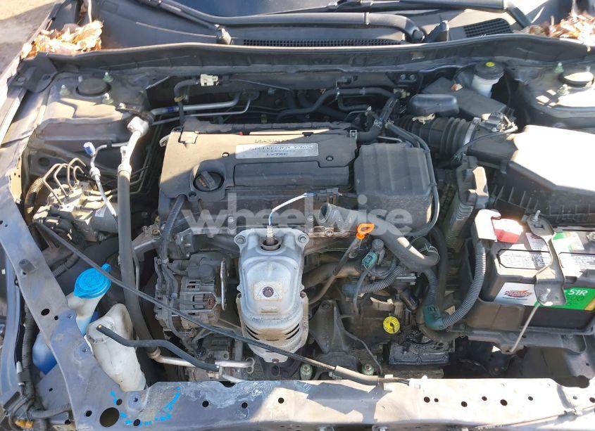 Photo 10 of 2016 Honda Accord LX (VIN 1HGCR2F42GA006820)