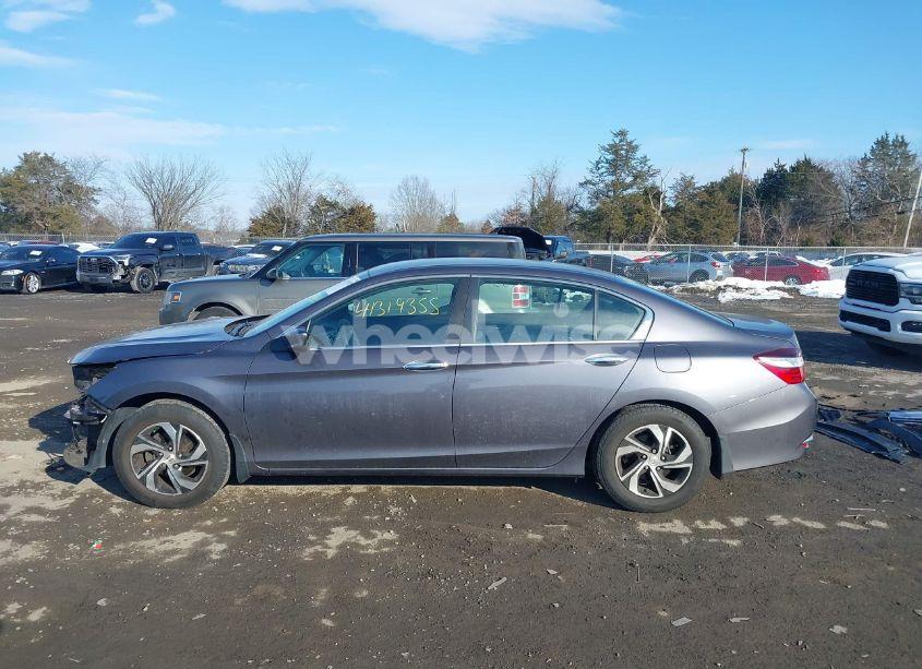 Photo 15 of 2016 Honda Accord LX (VIN 1HGCR2F42GA006820)
