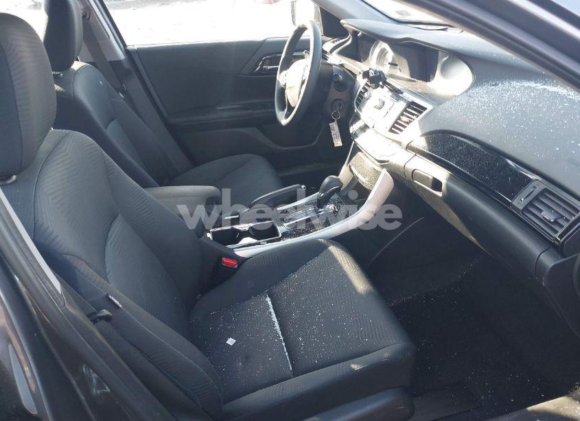 Photo 5 of 2016 Honda Accord LX (VIN 1HGCR2F42GA006820)