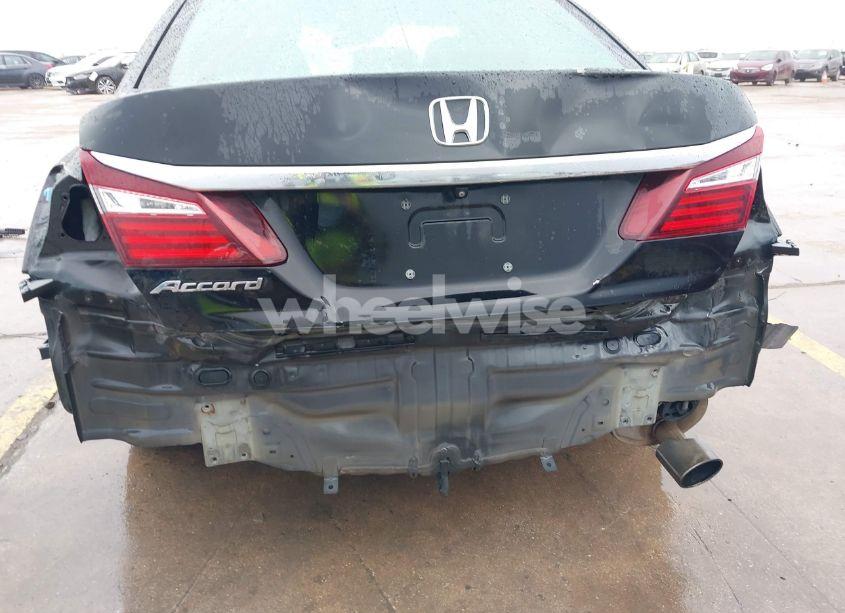Photo 18 of 2016 Honda Accord LX (VIN 1HGCR2F46GA087742)