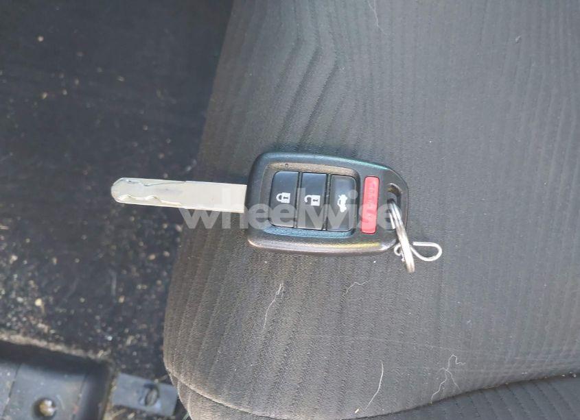 Photo 11 of 2016 Honda Accord LX (VIN 1HGCR2F49GA122550)