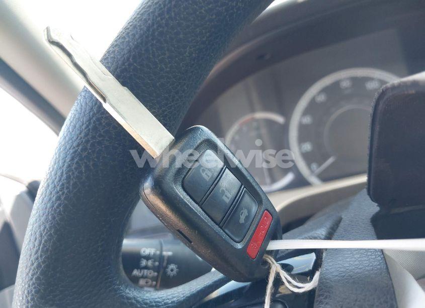 Photo 11 of 2017 Honda Accord LX (VIN 1HGCR2F4XHA068712)