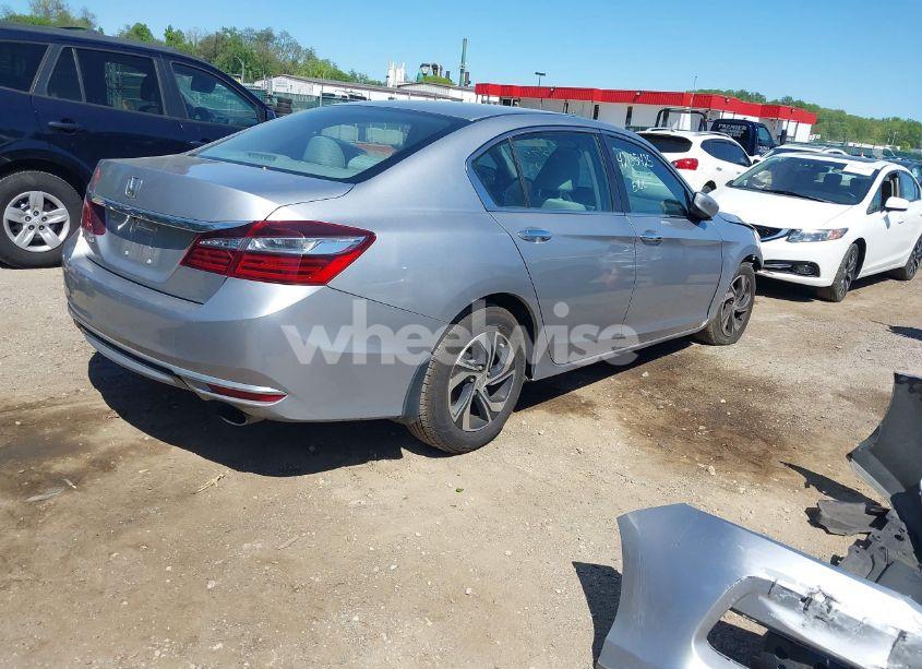 Photo 4 of 2017 Honda Accord LX (VIN 1HGCR2F4XHA068712)