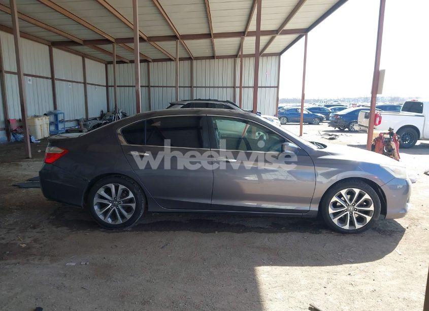 Photo 13 of 2013 Honda Accord SPORT (VIN 1HGCR2F50DA025113)