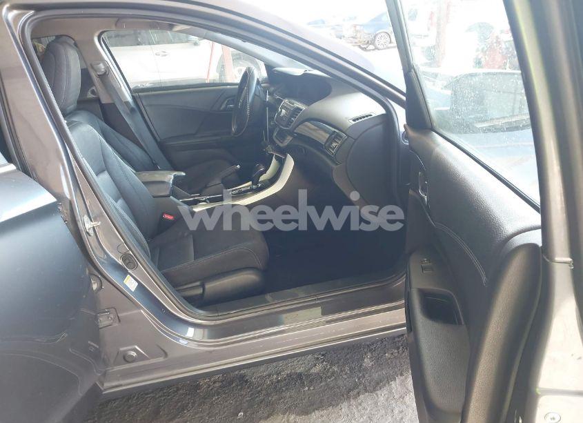 Photo 5 of 2013 Honda Accord SPORT (VIN 1HGCR2F50DA025113)