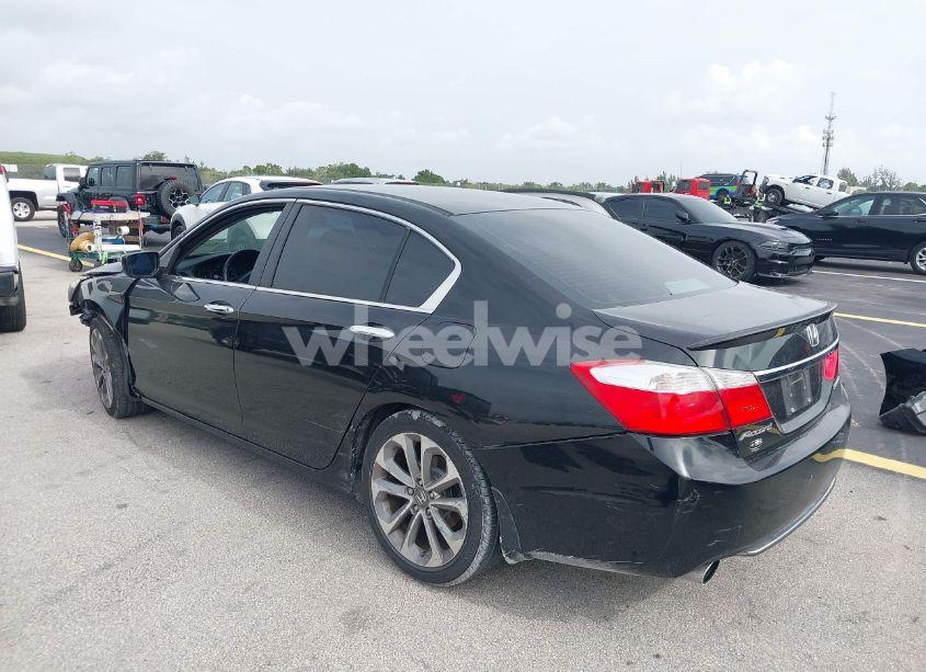 Photo 3 of 2013 Honda Accord SPORT (VIN 1HGCR2F50DA083982)