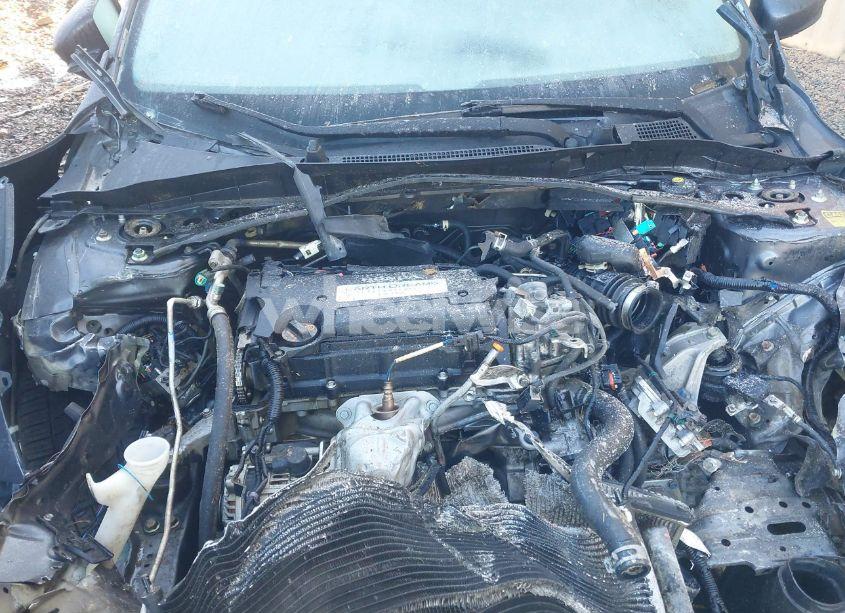 Photo 10 of 2013 Honda Accord SPORT (VIN 1HGCR2F50DA097283)
