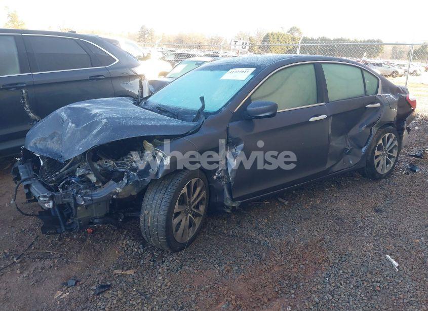 Photo 2 of 2013 Honda Accord SPORT (VIN 1HGCR2F50DA097283)