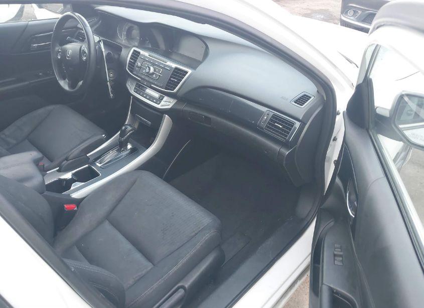 Photo 5 of 2013 Honda Accord SPORT (VIN 1HGCR2F50DA141668)