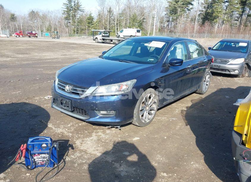 Photo 2 of 2013 Honda Accord SPORT (VIN 1HGCR2F50DA250180)