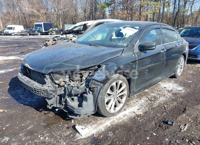 Photo 2 of 2013 Honda Accord SPORT (VIN 1HGCR2F50DA276259)
