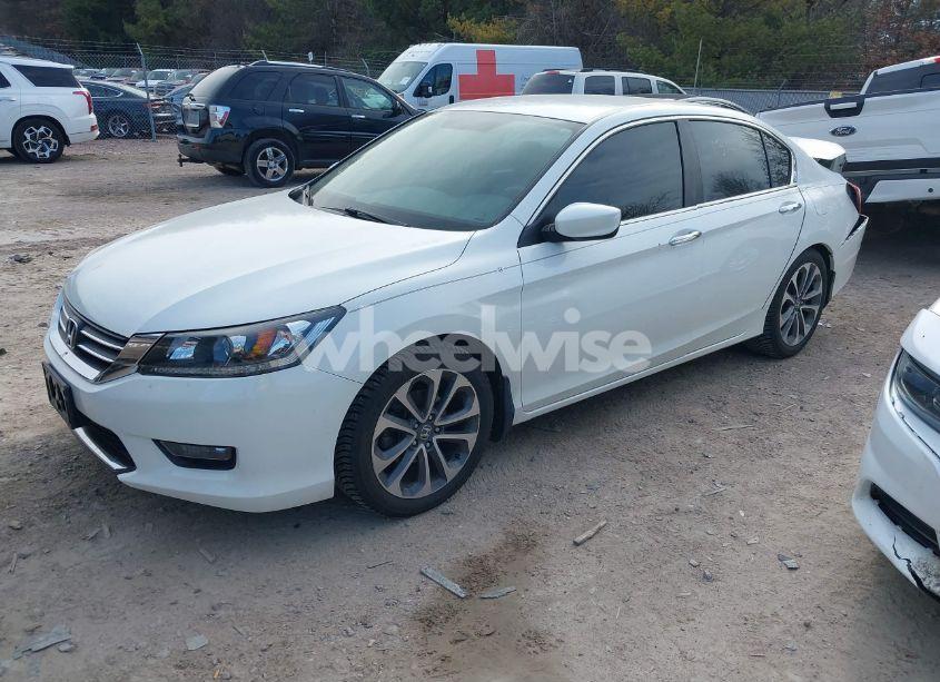 Photo 2 of 2014 Honda Accord SPORT (VIN 1HGCR2F50EA117937)