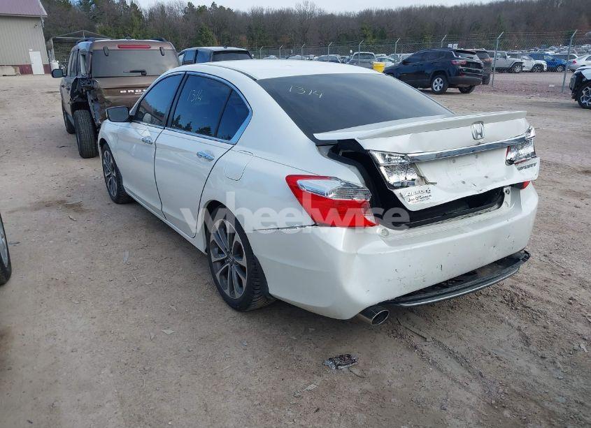 Photo 3 of 2014 Honda Accord SPORT (VIN 1HGCR2F50EA117937)