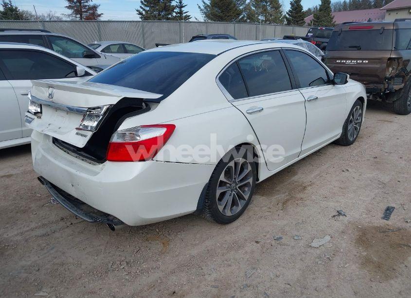 Photo 4 of 2014 Honda Accord SPORT (VIN 1HGCR2F50EA117937)