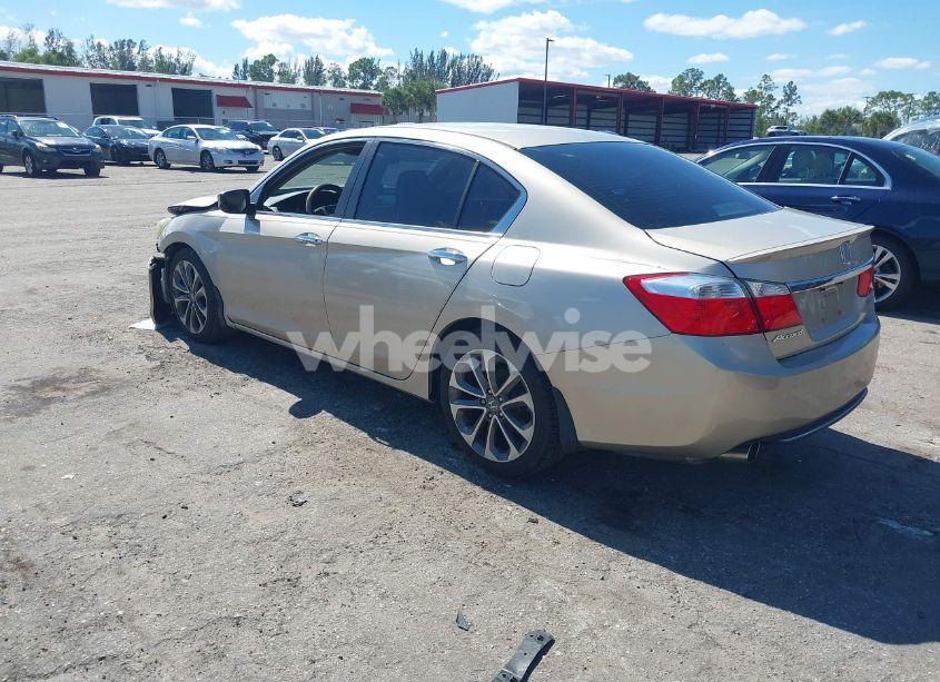 Photo 3 of 2014 Honda Accord SPORT (VIN 1HGCR2F50EA198924)