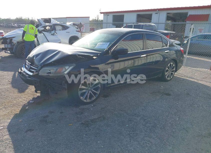 Photo 2 of 2014 Honda Accord SPORT (VIN 1HGCR2F50EA258278)