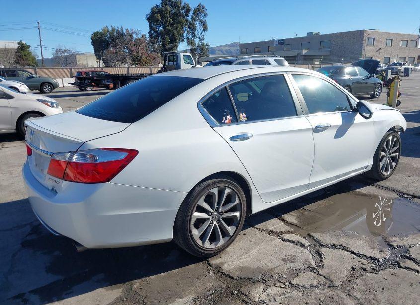 Photo 4 of 2014 Honda Accord SPORT (VIN 1HGCR2F50EA264808)