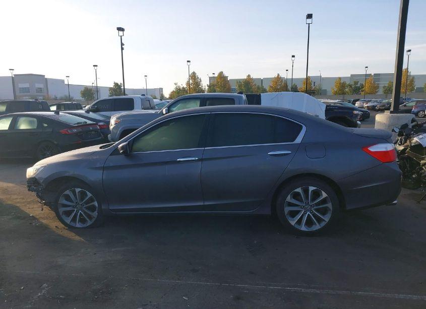 Photo 15 of 2015 Honda Accord SPORT (VIN 1HGCR2F50FA011005)