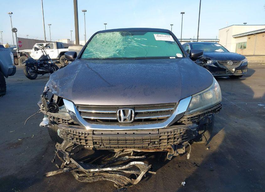 Photo 6 of 2015 Honda Accord SPORT (VIN 1HGCR2F50FA011005)