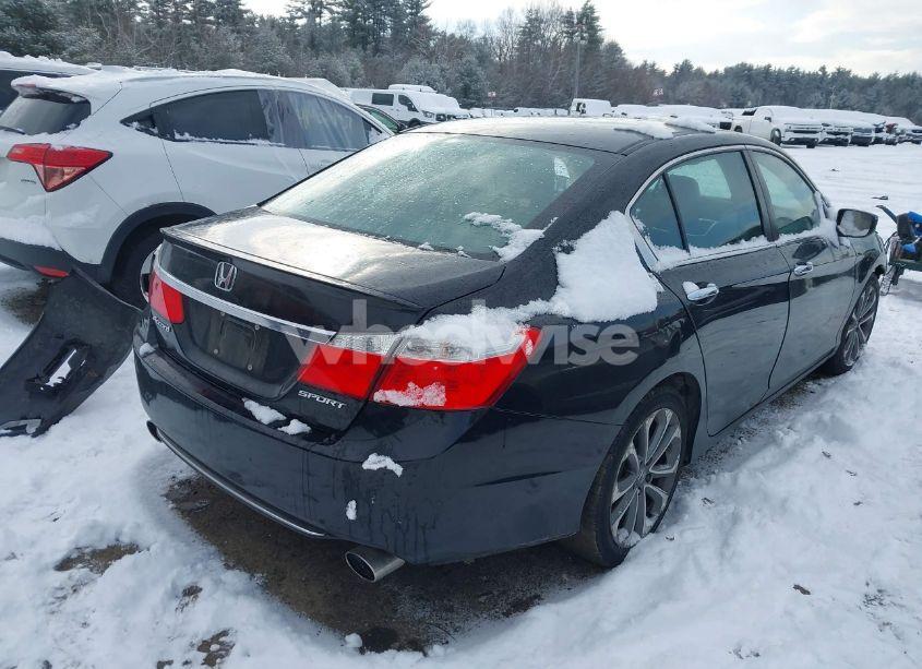 Photo 4 of 2015 Honda Accord SPORT (VIN 1HGCR2F50FA015040)