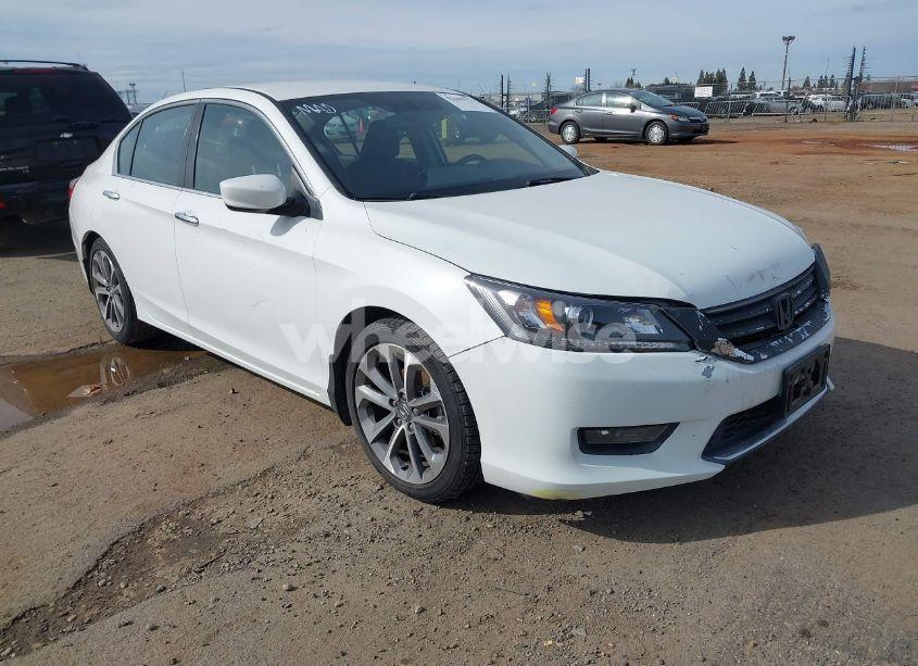 2015 Honda Accord SPORT (VIN 1HGCR2F50FA016804) main photo