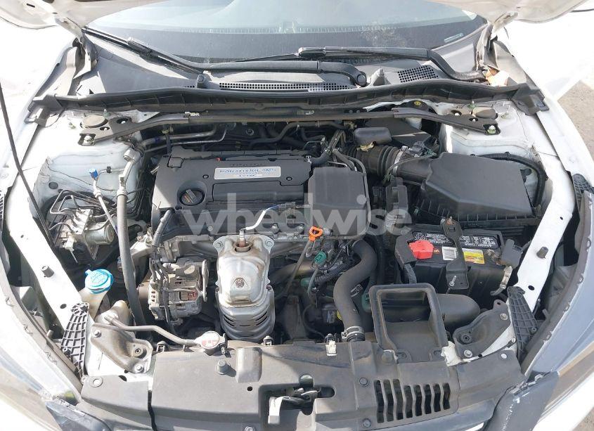 Photo 10 of 2015 Honda Accord SPORT (VIN 1HGCR2F50FA016804)