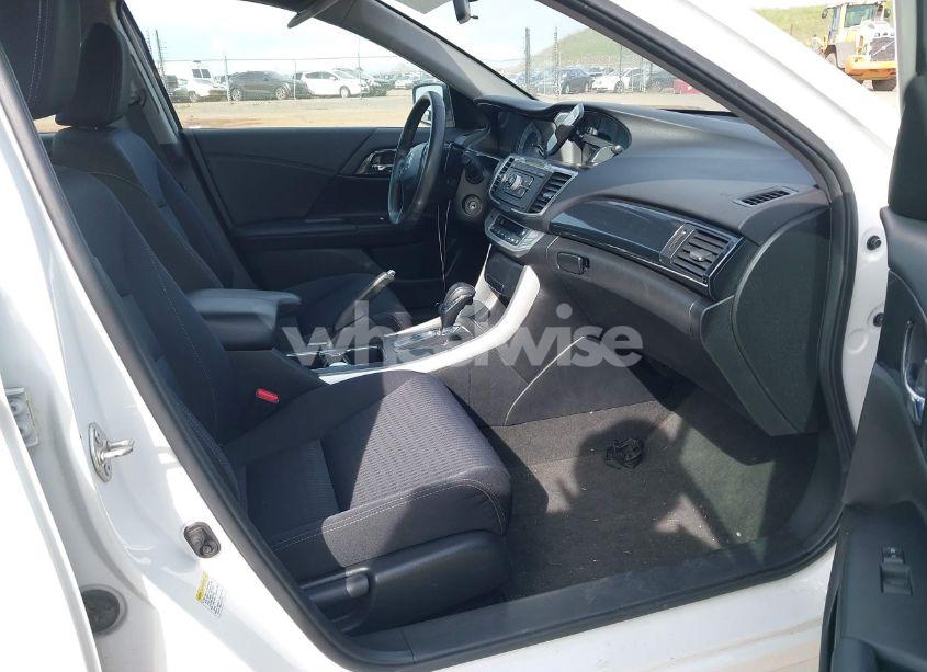 Photo 5 of 2015 Honda Accord SPORT (VIN 1HGCR2F50FA016804)