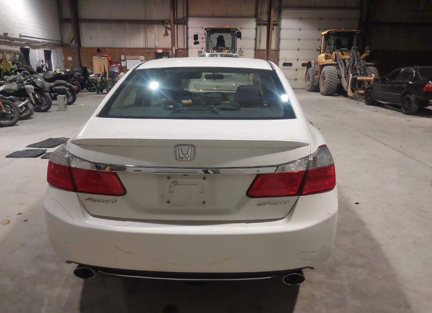 Photo 17 of 2015 Honda Accord SPORT (VIN 1HGCR2F50FA039399)