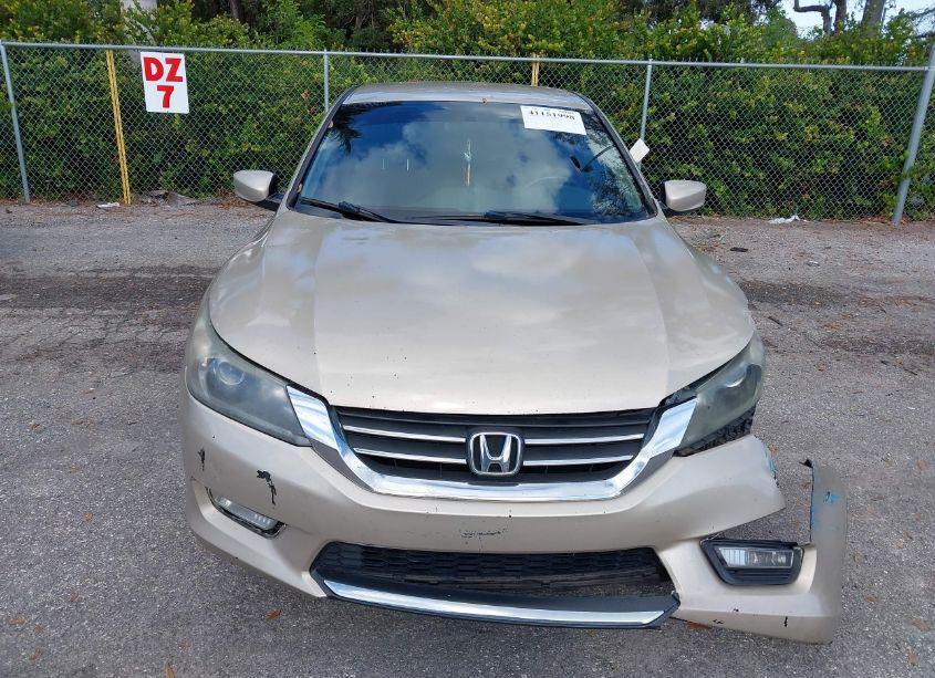 Photo 12 of 2015 Honda Accord SPORT (VIN 1HGCR2F50FA058423)