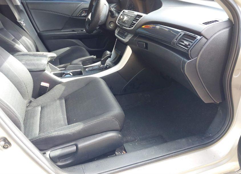 Photo 5 of 2015 Honda Accord SPORT (VIN 1HGCR2F50FA058423)