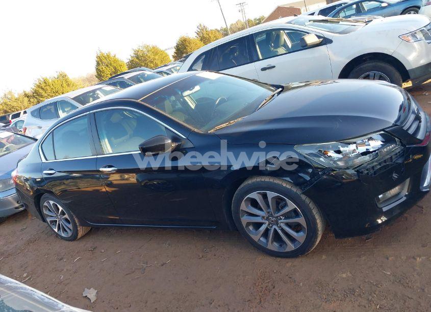 Photo 13 of 2015 Honda Accord SPORT (VIN 1HGCR2F50FA097433)