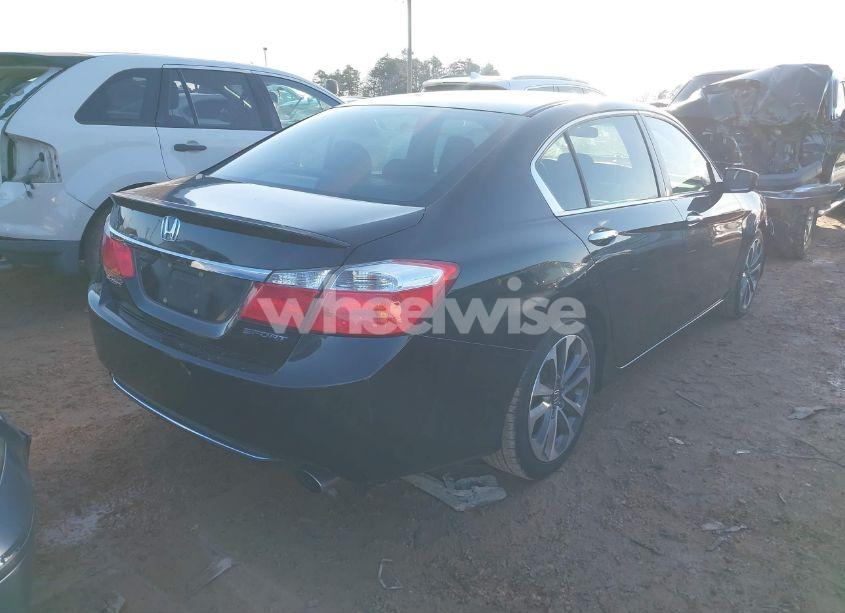 Photo 4 of 2015 Honda Accord SPORT (VIN 1HGCR2F50FA097433)