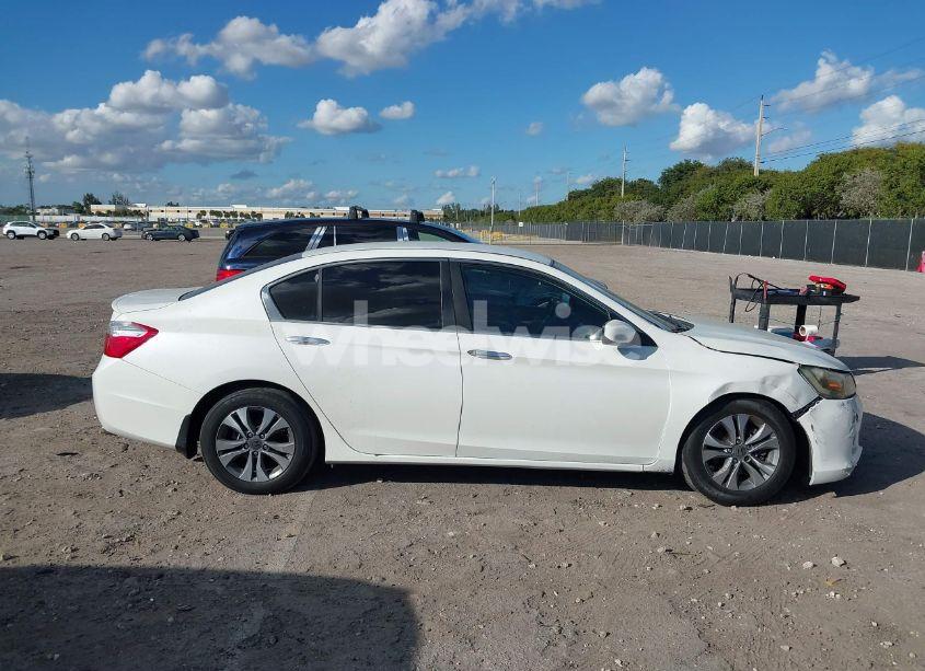 Photo 12 of 2015 Honda Accord SPORT (VIN 1HGCR2F50FA104283)