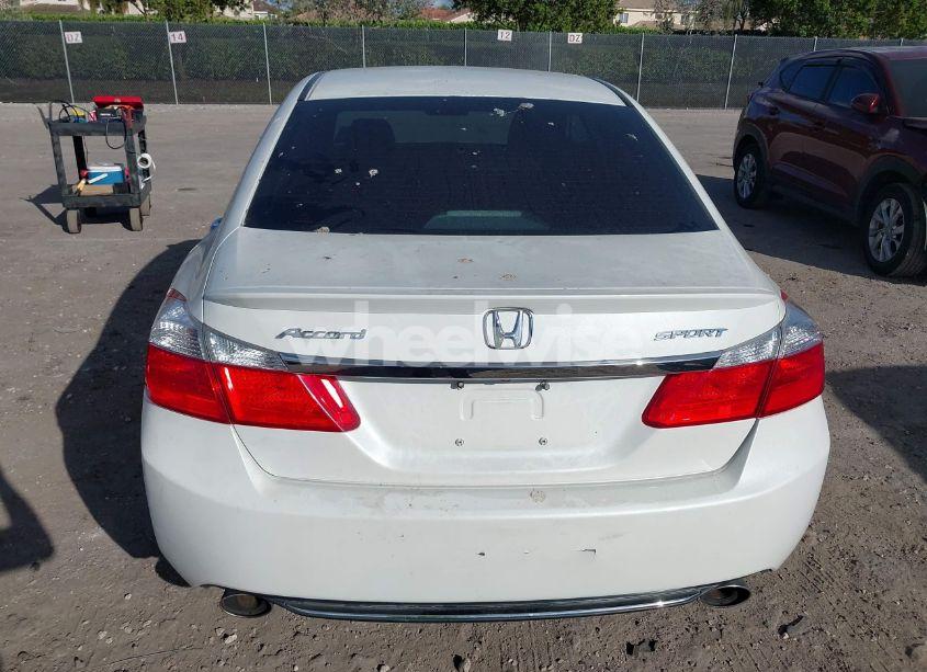 Photo 15 of 2015 Honda Accord SPORT (VIN 1HGCR2F50FA104283)