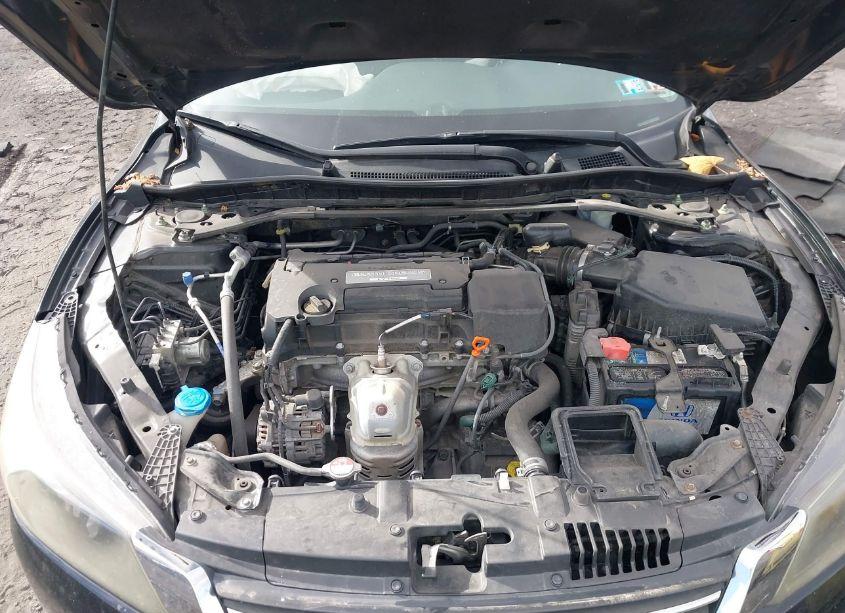 Photo 10 of 2015 Honda Accord SPORT (VIN 1HGCR2F50FA134156)