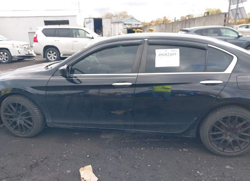 Photo 14 of 2015 Honda Accord SPORT (VIN 1HGCR2F50FA134156)