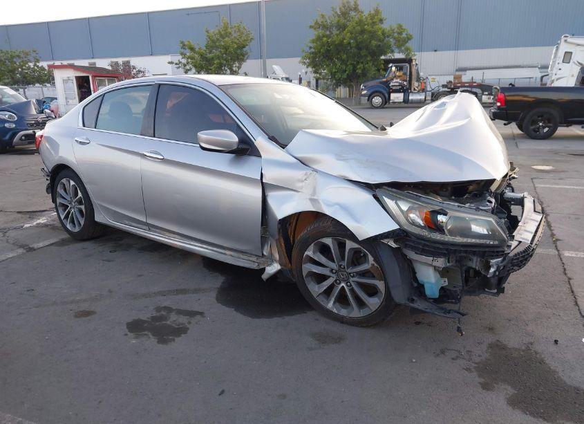 2015 Honda Accord SPORT (VIN 1HGCR2F50FA151281) main photo