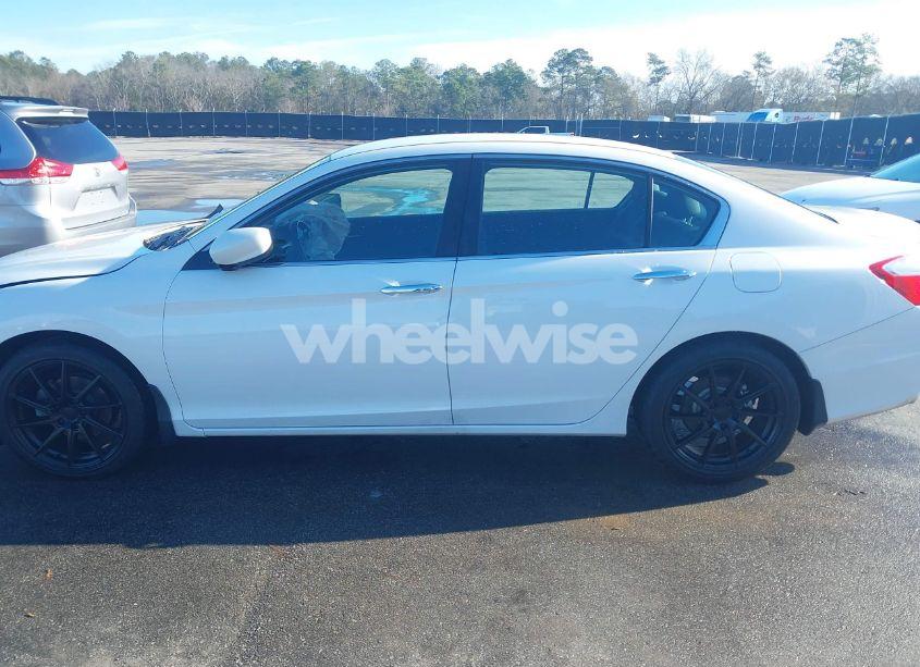 Photo 14 of 2015 Honda Accord SPORT (VIN 1HGCR2F50FA159557)