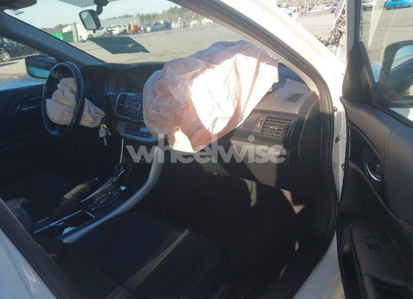 Photo 5 of 2015 Honda Accord SPORT (VIN 1HGCR2F50FA159557)