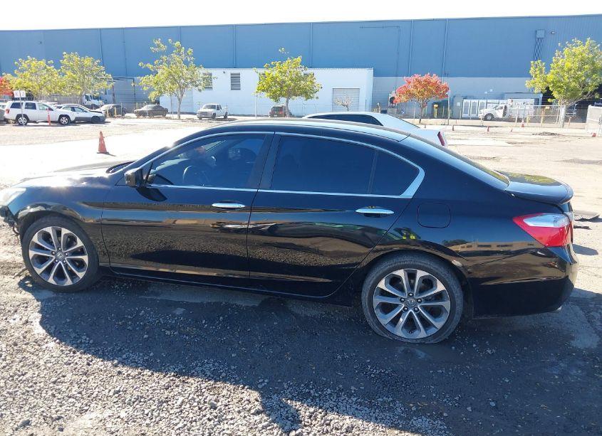 Photo 15 of 2015 Honda Accord SPORT (VIN 1HGCR2F50FA196463)