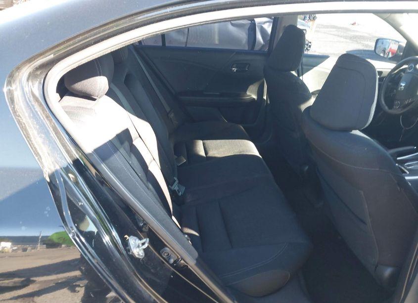 Photo 8 of 2015 Honda Accord SPORT (VIN 1HGCR2F50FA196463)