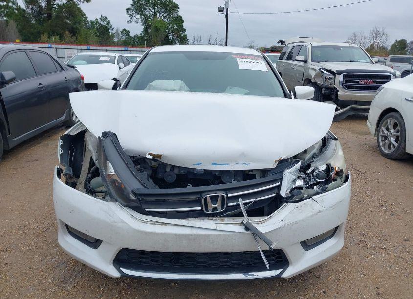 Photo 12 of 2015 Honda Accord SPORT (VIN 1HGCR2F50FA207090)