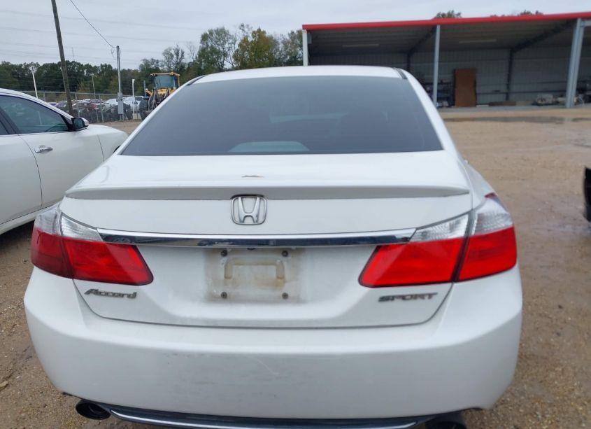 Photo 16 of 2015 Honda Accord SPORT (VIN 1HGCR2F50FA207090)