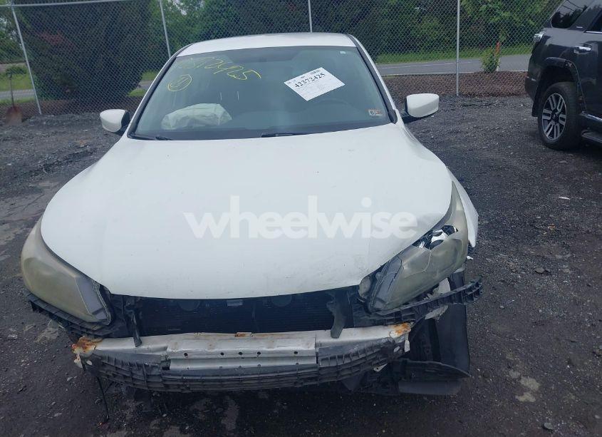 Photo 13 of 2015 Honda Accord SPORT (VIN 1HGCR2F50FA215268)