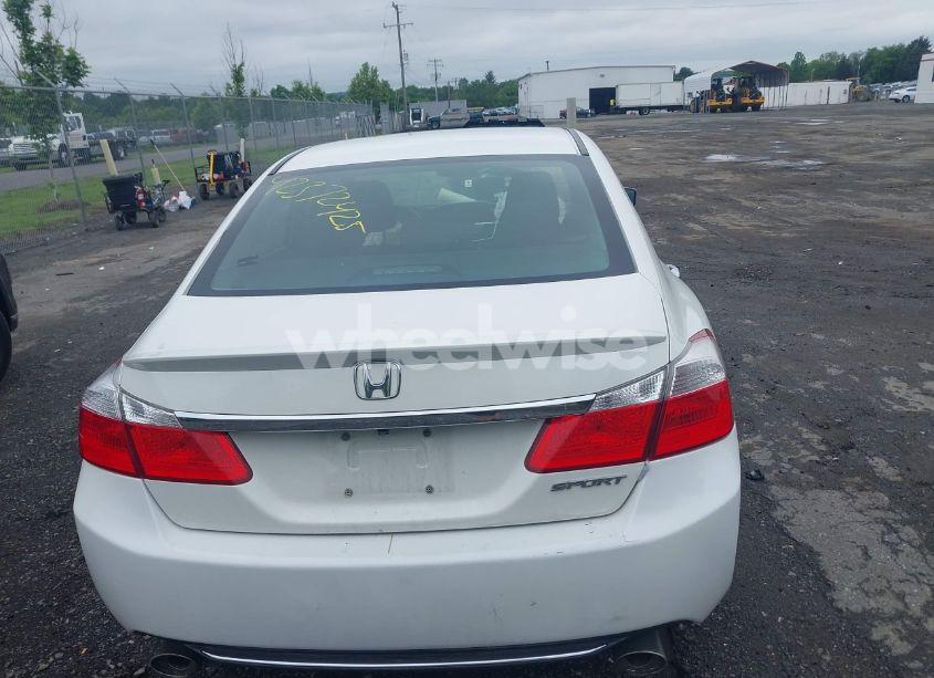Photo 17 of 2015 Honda Accord SPORT (VIN 1HGCR2F50FA215268)