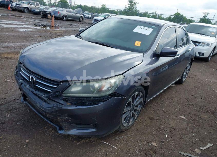 Photo 2 of 2015 Honda Accord SPORT (VIN 1HGCR2F50FA222768)