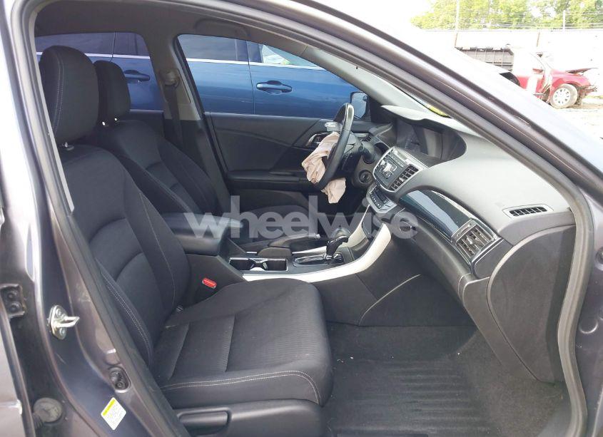 Photo 5 of 2015 Honda Accord SPORT (VIN 1HGCR2F50FA222768)