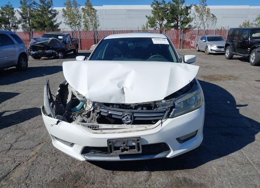 Photo 12 of 2015 Honda Accord SPORT (VIN 1HGCR2F50FA250618)