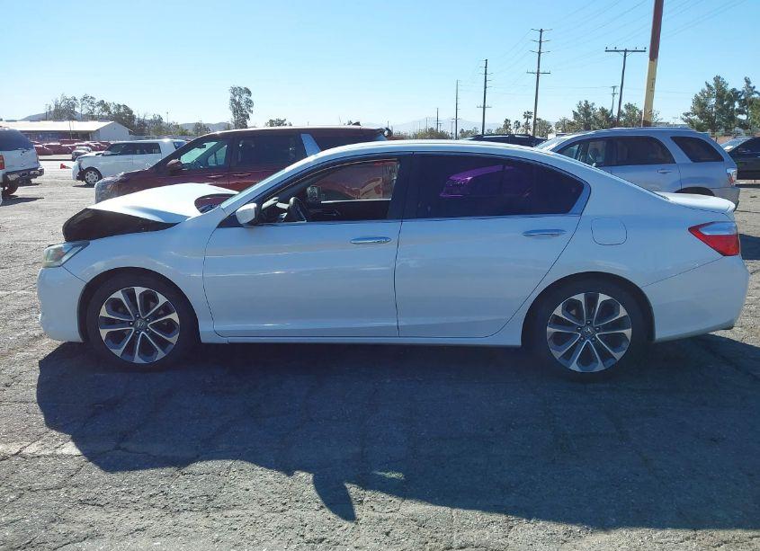 Photo 14 of 2015 Honda Accord SPORT (VIN 1HGCR2F50FA250618)